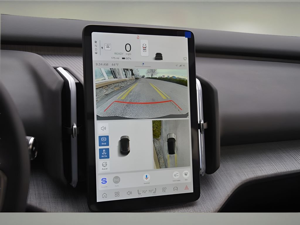 2026 Volvo EX30 Ultra - Photo 19