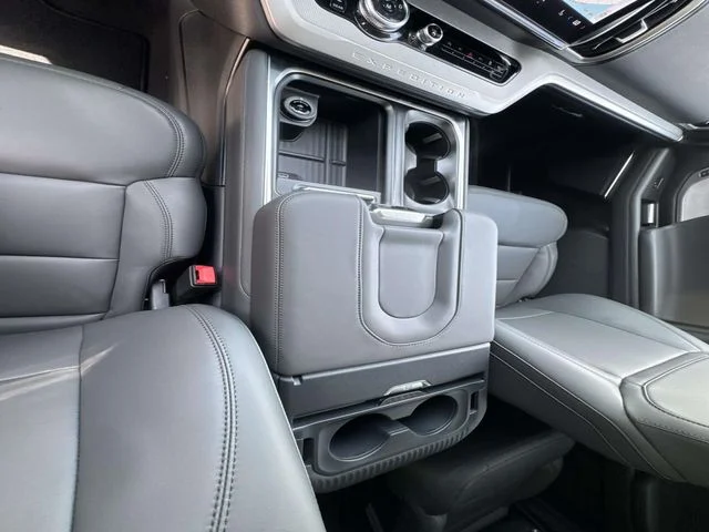 New 2026 Agate Black Metallic Ford Active image 47