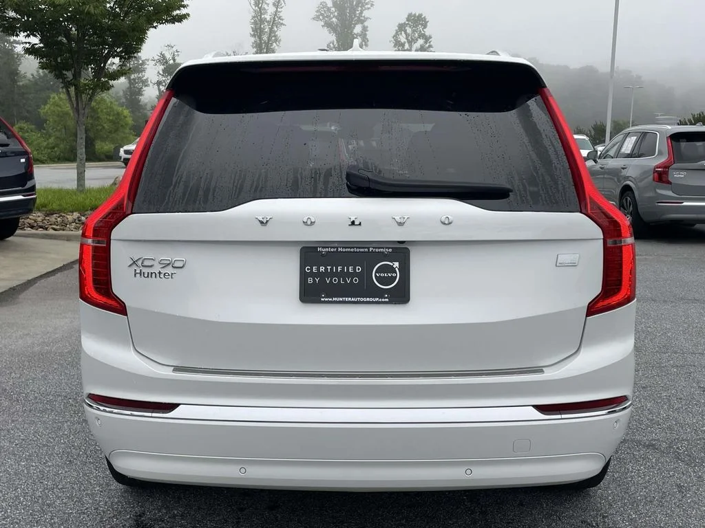 Certified Used 2024 Crystal White Volvo Ultimate image 27