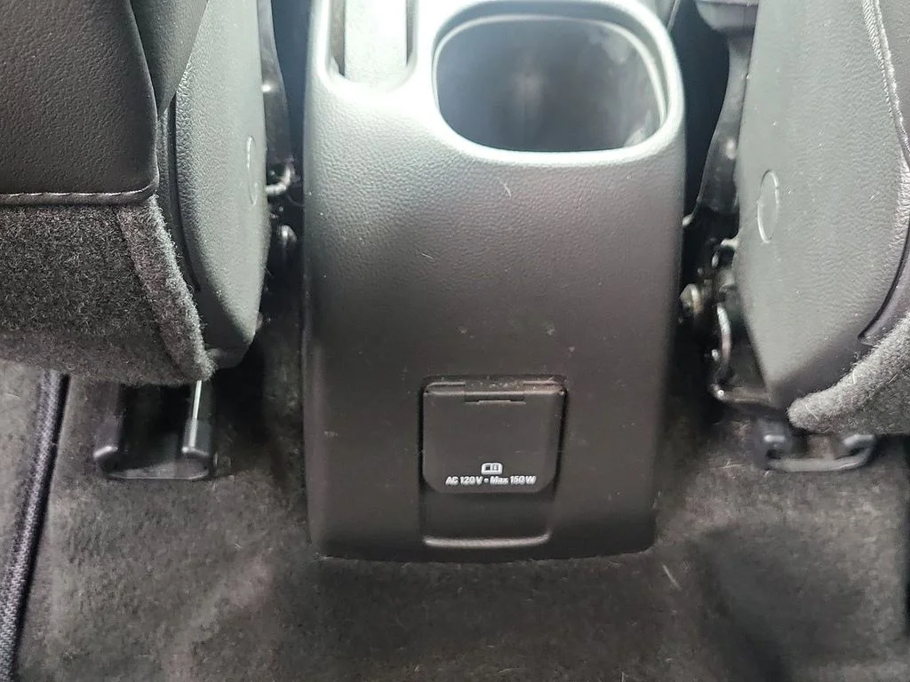 Used 2022 Silver Ice Metallic Chevrolet LT image 26
