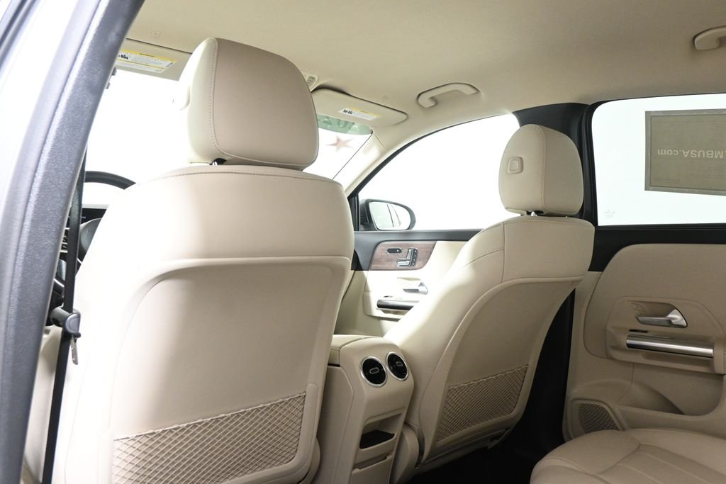 Used 2023 Mountain Gray Metallic Mercedes-Benz GLA 250 image 29
