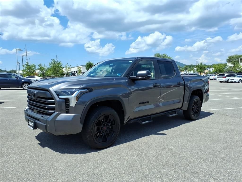 Used 2024 Gray Toyota SR5 image 9