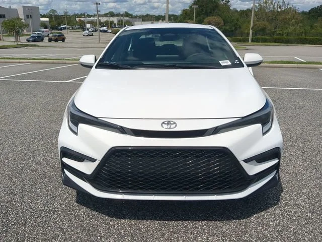 New 2026 Ice Cap Toyota SE image 9