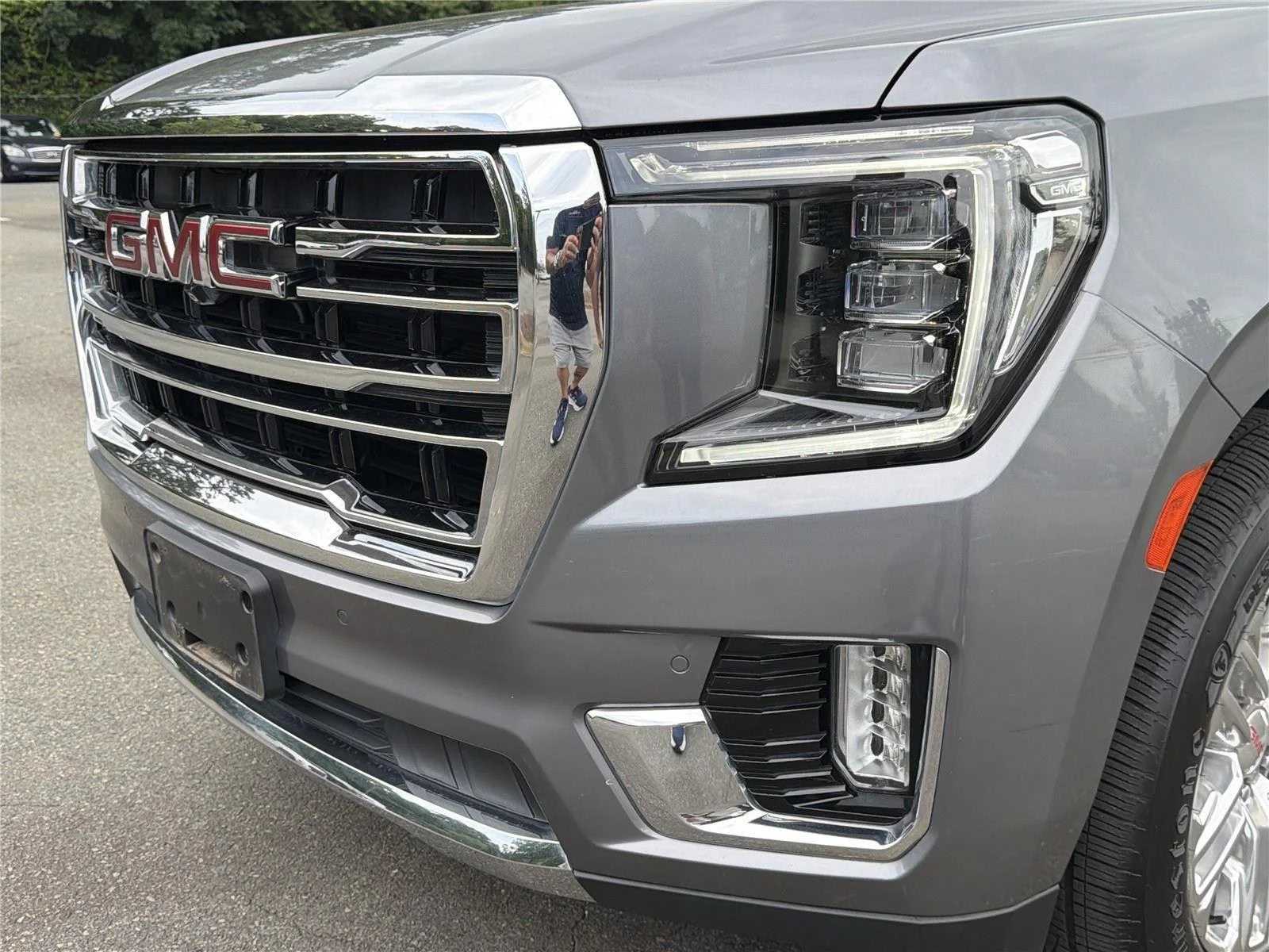 Used 2021 Satin Steel Metallic GMC SLT image 32