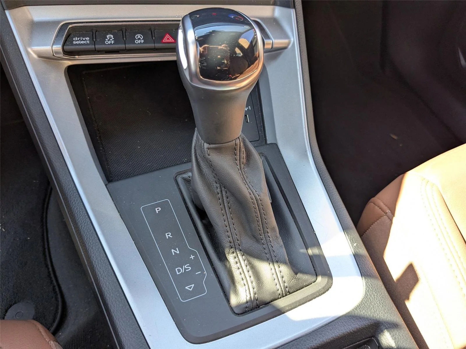 Used 2025 Progressive Red Metallic Audi S line Premium image 21