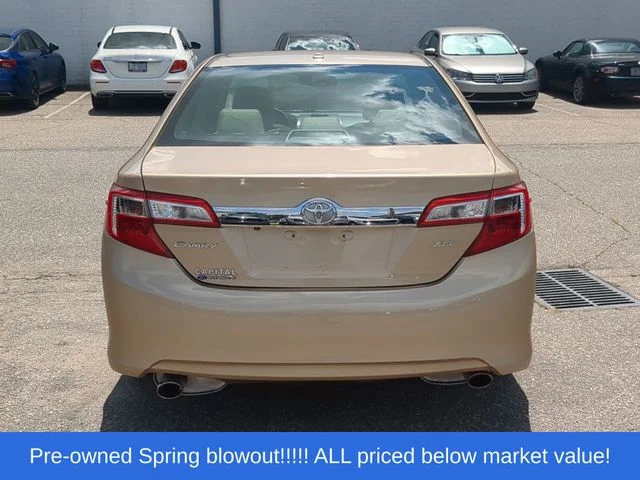 Used 2012 Beige Toyota XLE image 12