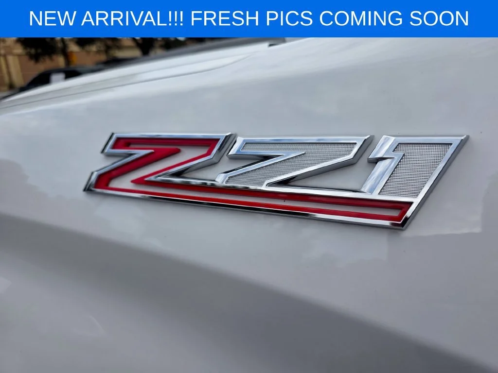 Used 2023 SUMMIT WHITE Chevrolet LT Trail Boss image 7