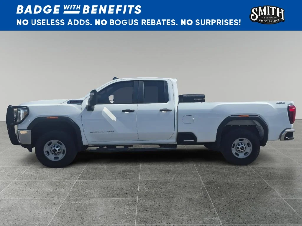 Used 2022 Summit White GMC Pro image 7