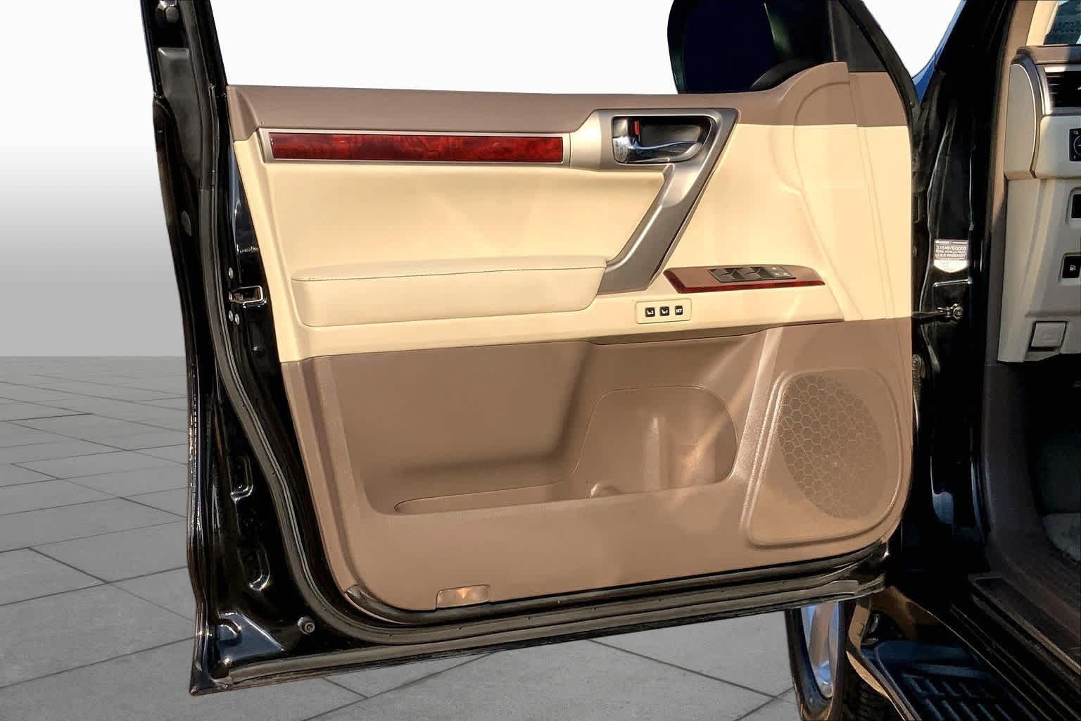 Used 2011 Black Onyx Lexus  image 21