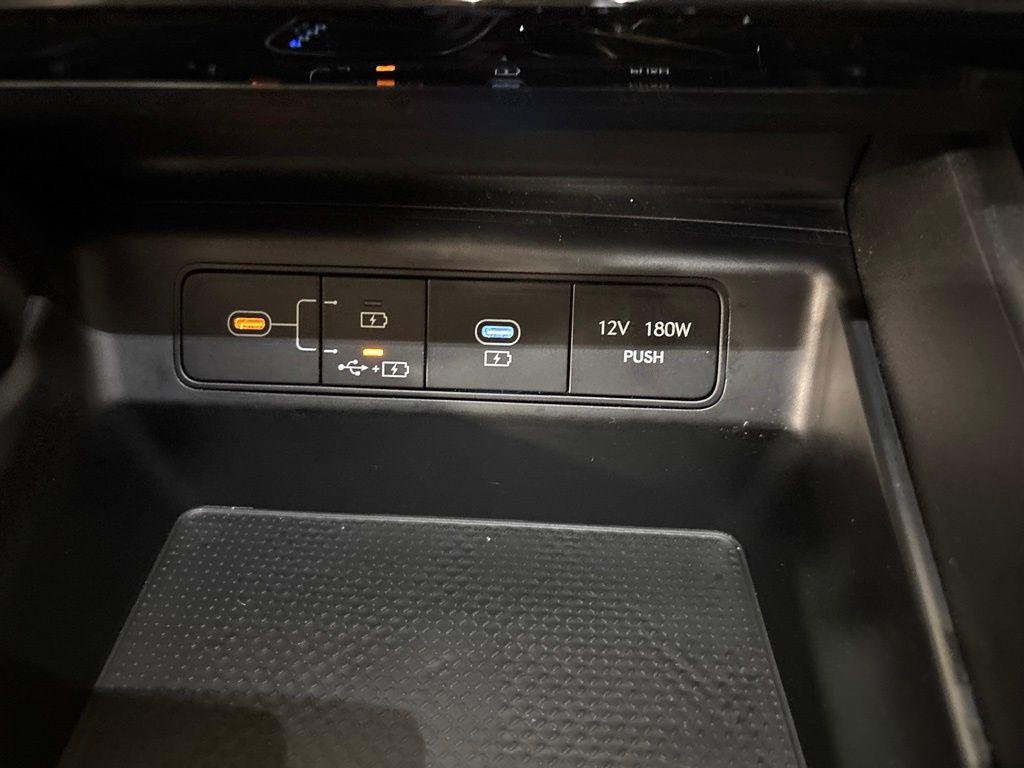 New 2026 White Hyundai SEL AWD image 19