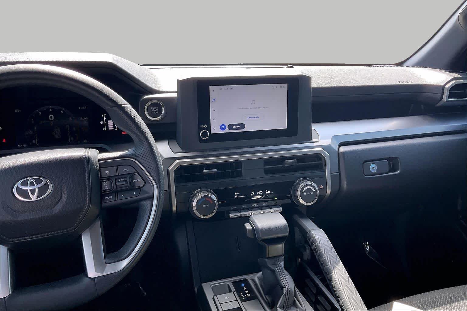Used 2025 Ice Cap Toyota SR5 image 7