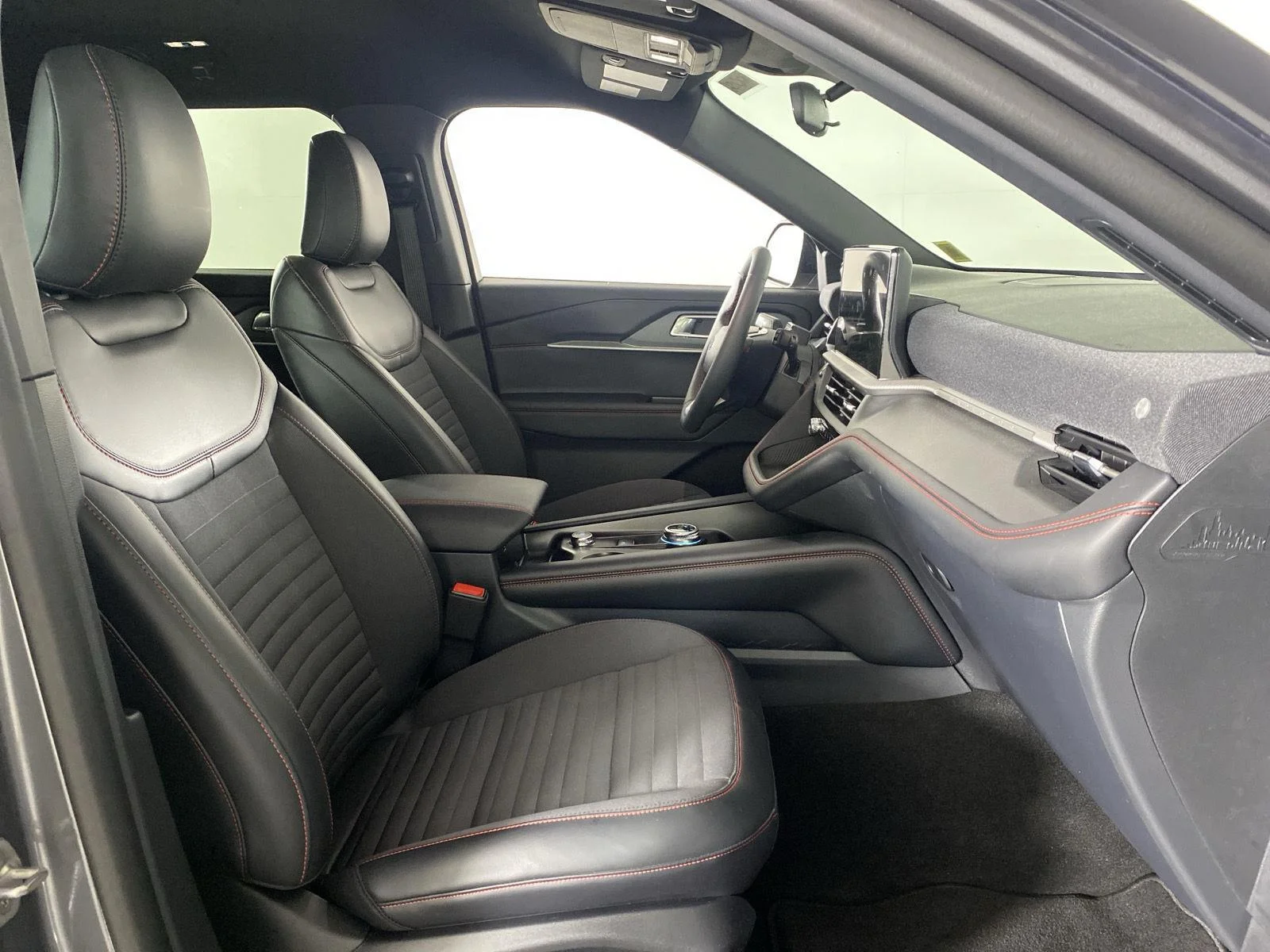 Used 2026 Carbonized Gray Ford  image 28
