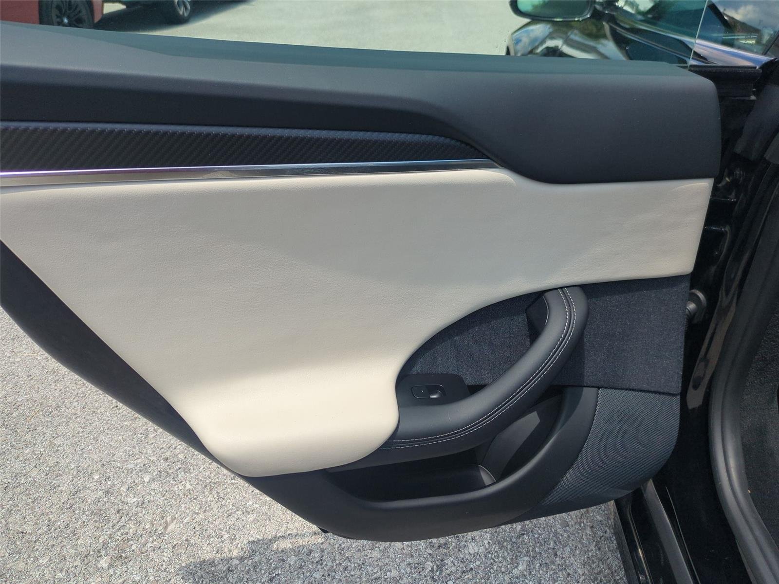 Used 2021 Solid Black Tesla Plaid image 32