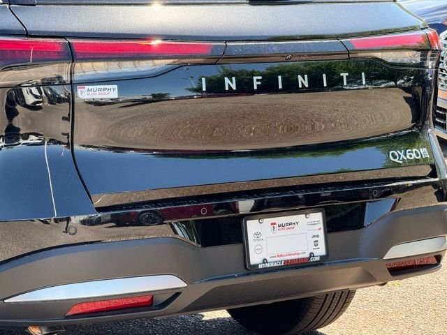 New 2027 MINERAL BLACK INFINITI Luxe AWD image 7