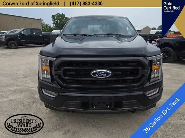 Used 2023 Agate Black Metallic Ford XLT image 10