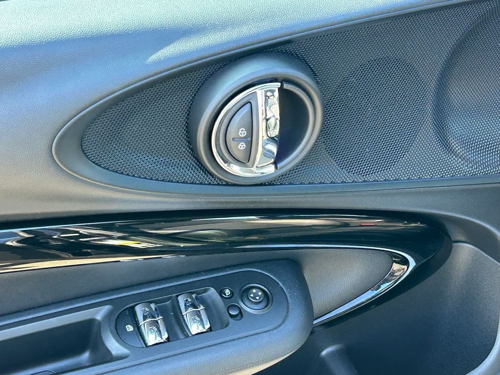 2023 MINI Clubman S - Photo 12