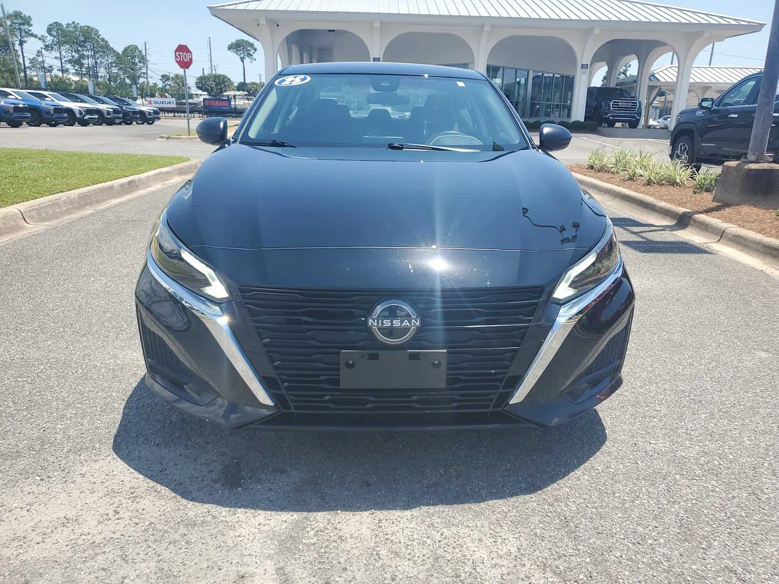 Used 2025 Black Nissan SV image 9