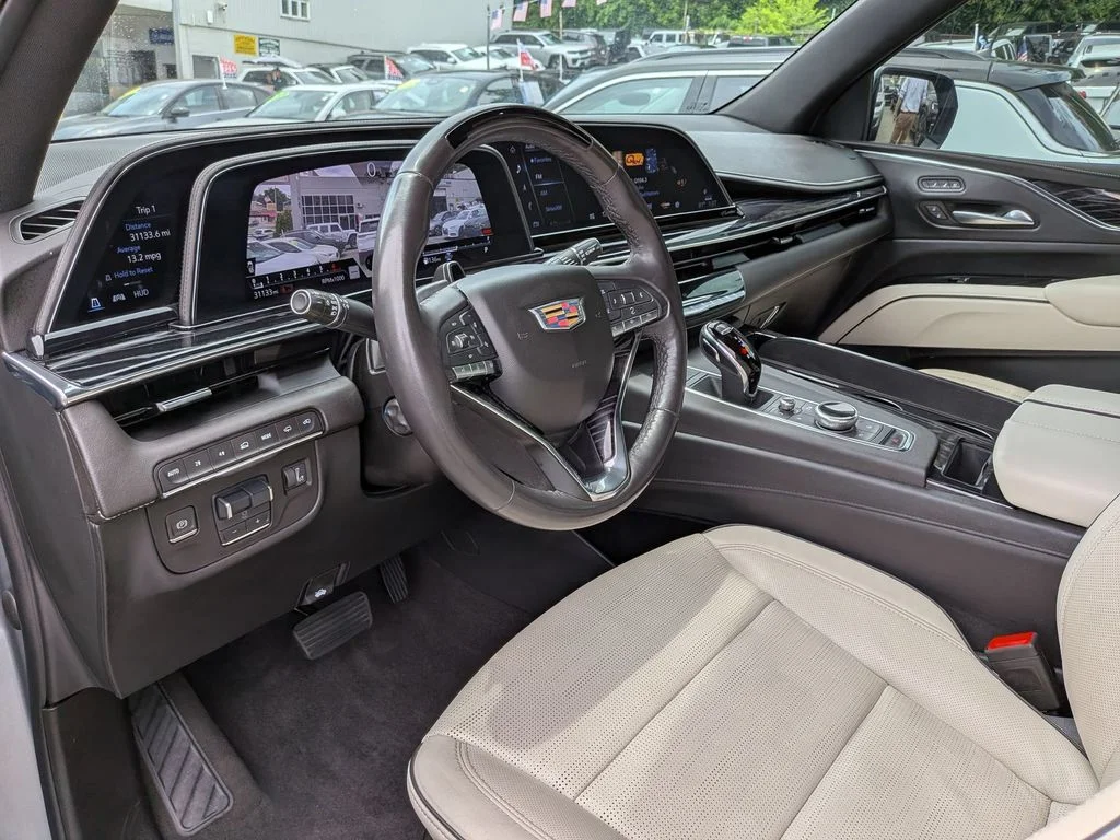 Used 2023 Silver Cadillac Sport image 18