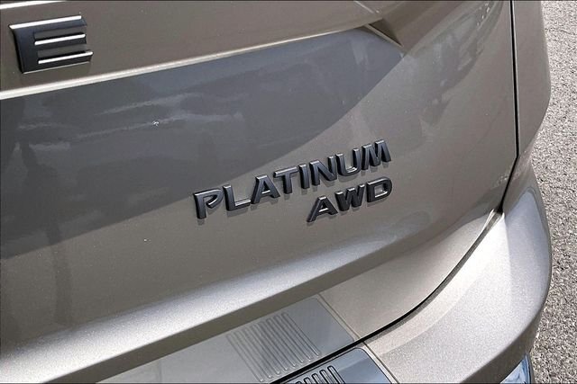 New 2026 Gold Nissan Platinum image 9