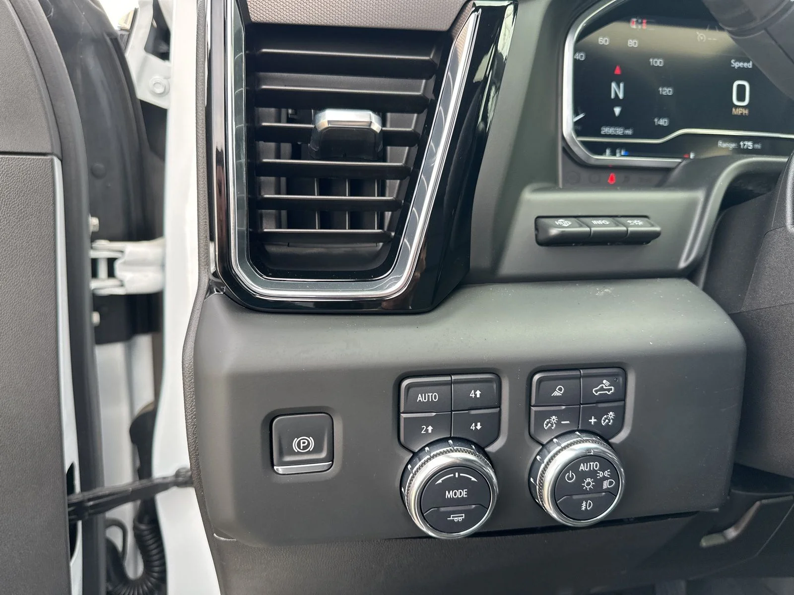 2024 GMC Sierra 2500HD Denali - Photo 19