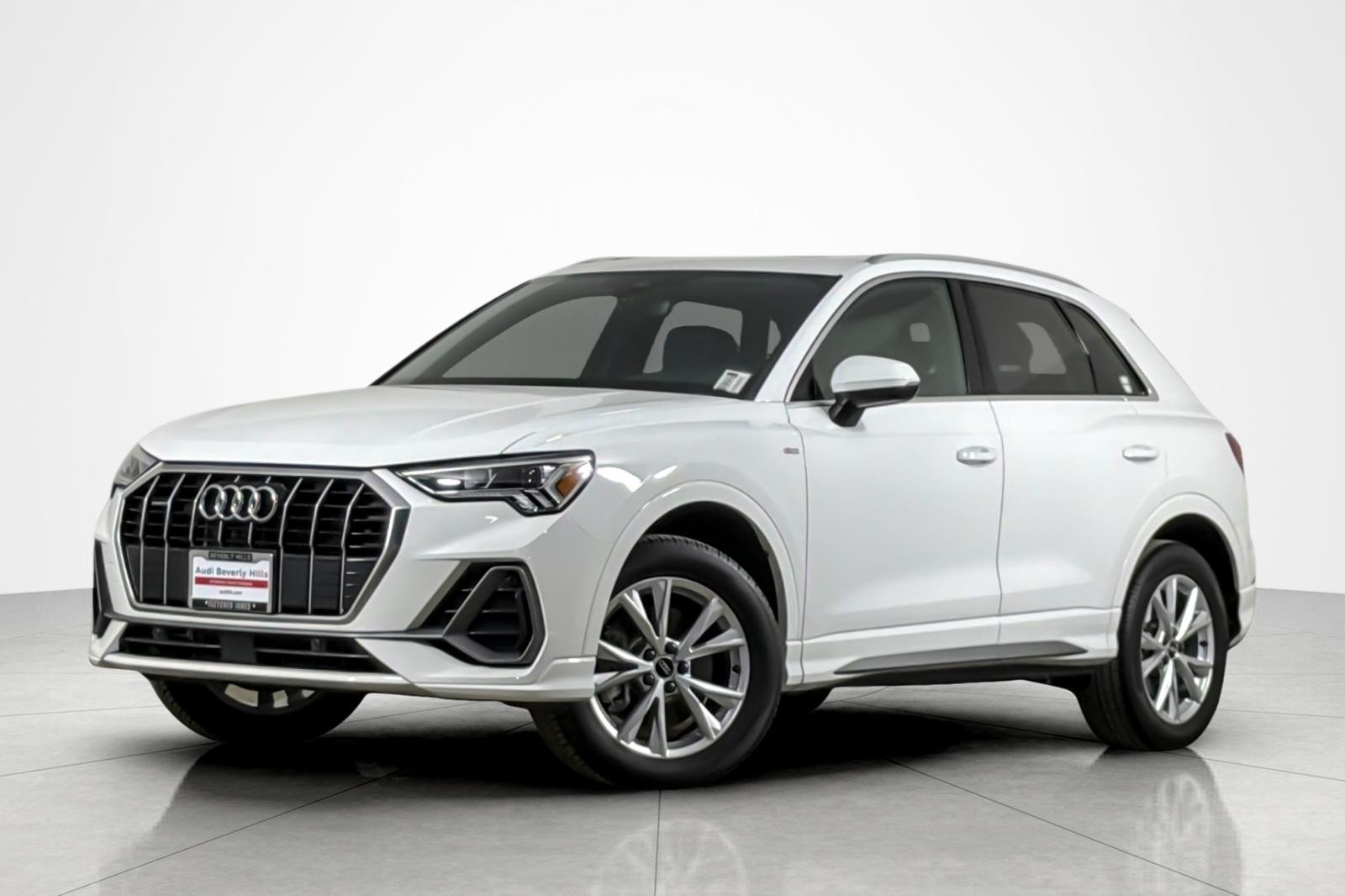 Used 2023 Ibis White Audi S line Premium 45 TFSI quattro image 1