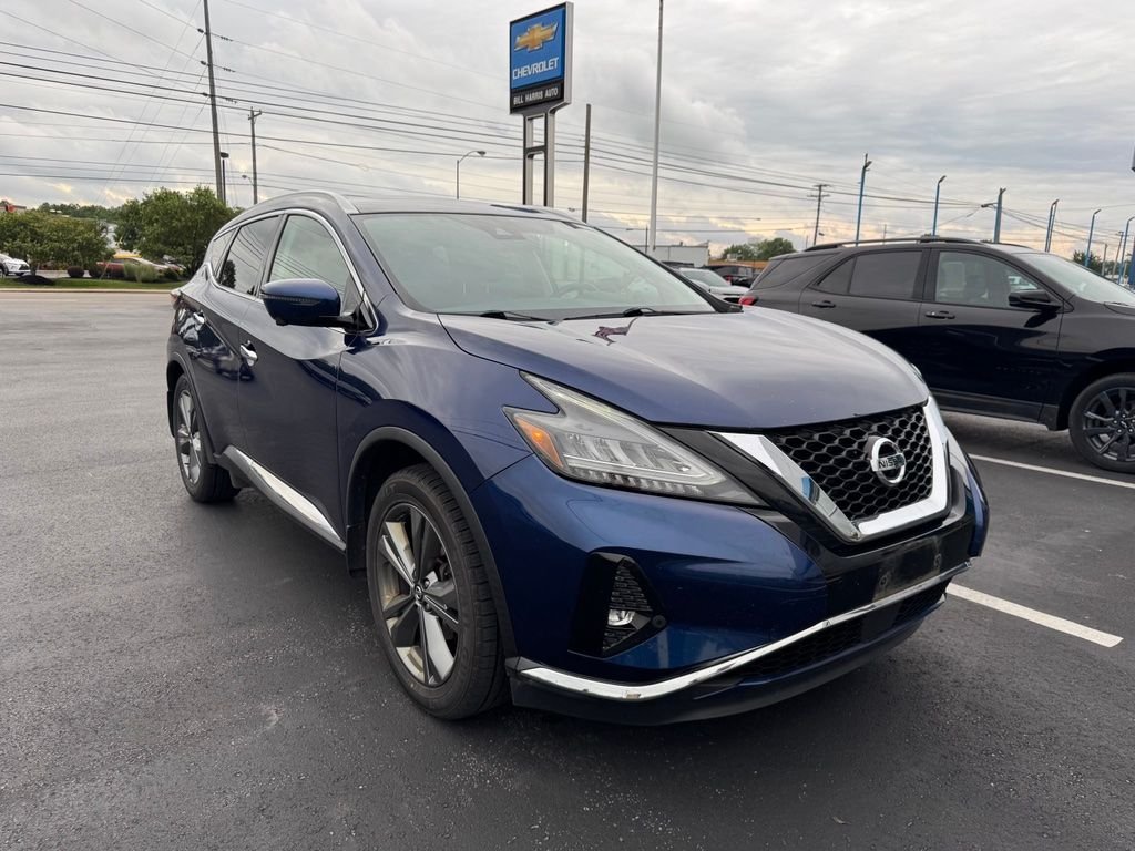 Used 2019 Blue Nissan Platinum image 3