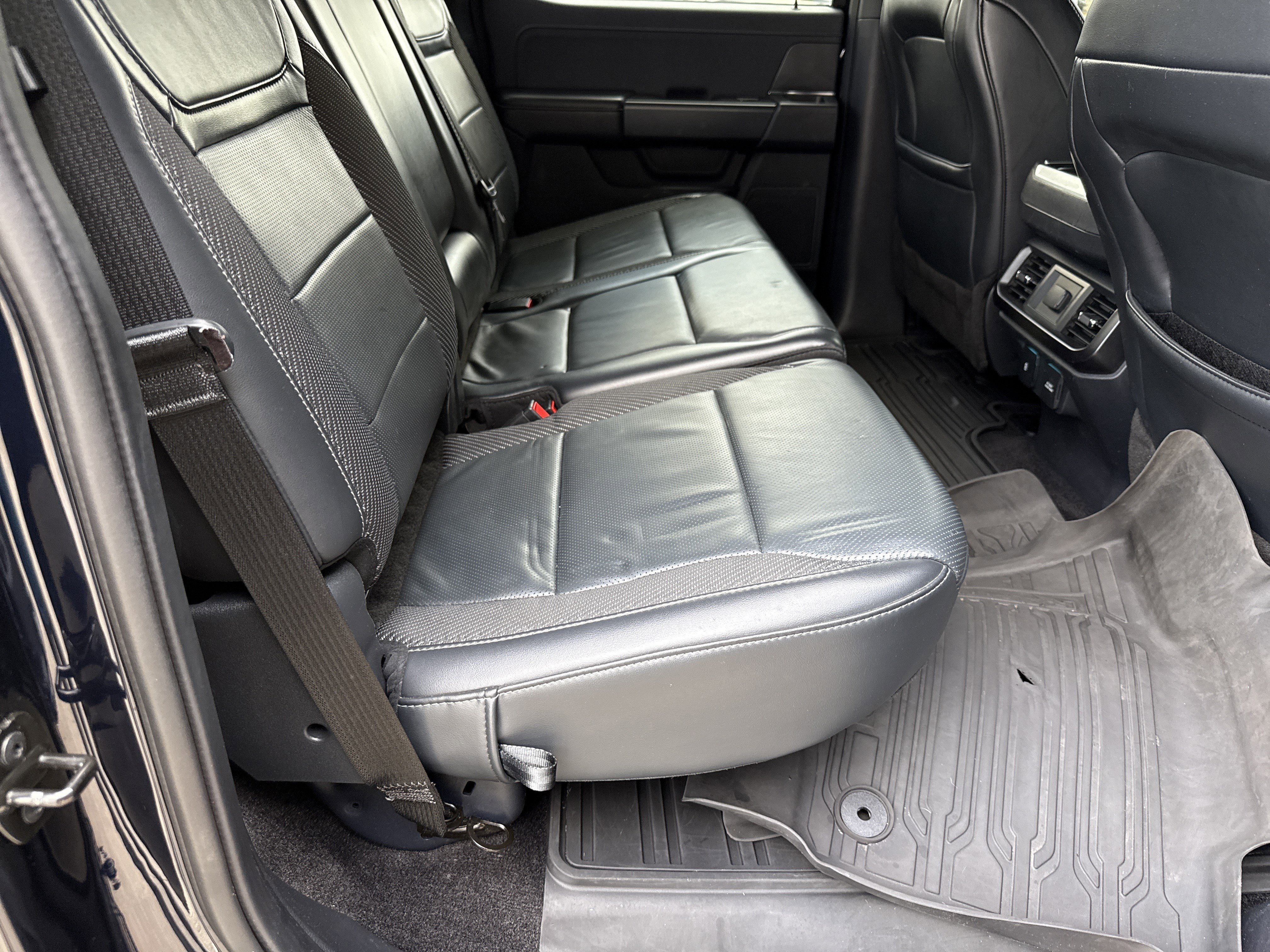 Used 2022 Blue Metallic Ford Raptor image 15
