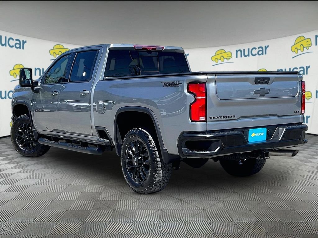 Used 2025 Gray Chevrolet LTZ image 4