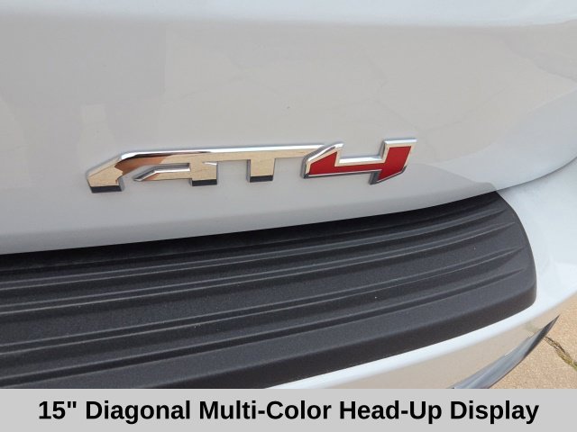 Used 2025 White GMC AT4 image 13