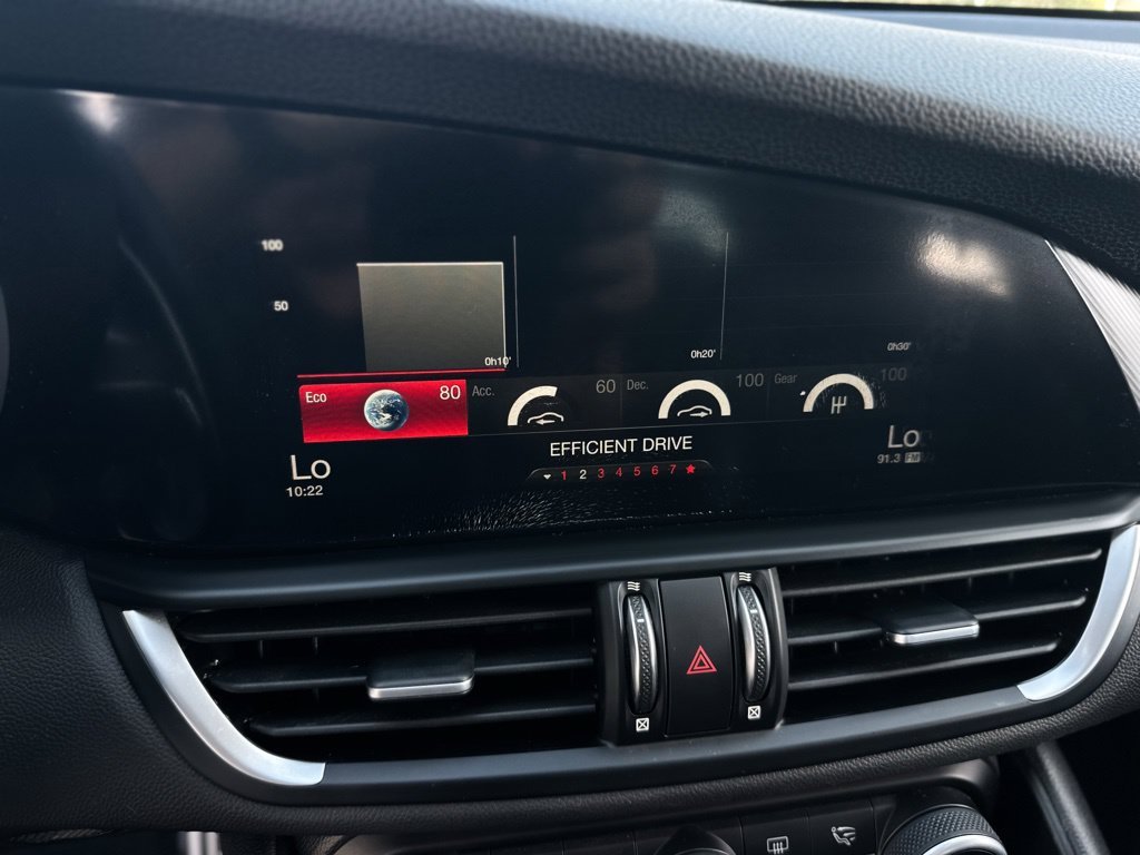 Used 2019 Black Alfa Romeo Ti Sport image 11