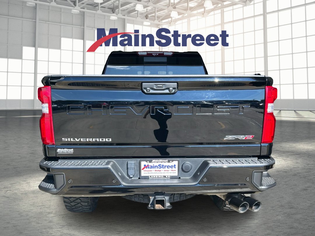 Used 2024 Black Chevrolet ZR2 image 4
