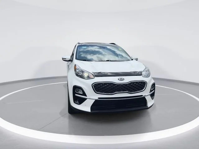 Used 2022 White Kia EX image 3