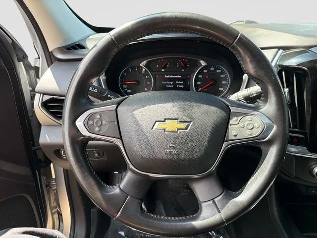 Used 2020 Silver Chevrolet 3LT image 32