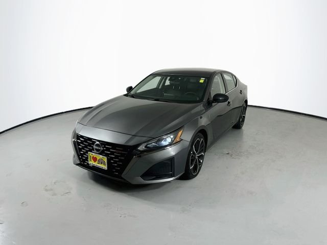 Used 2024 Gray Nissan 2.5 SR image 5
