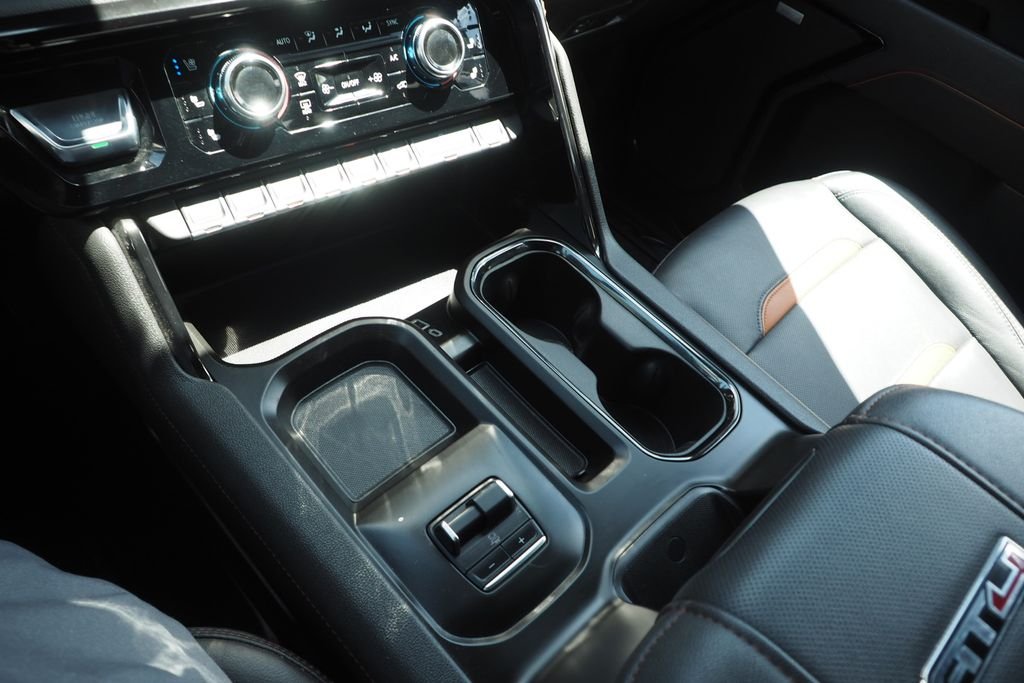 Used 2025 Black GMC AT4 image 24