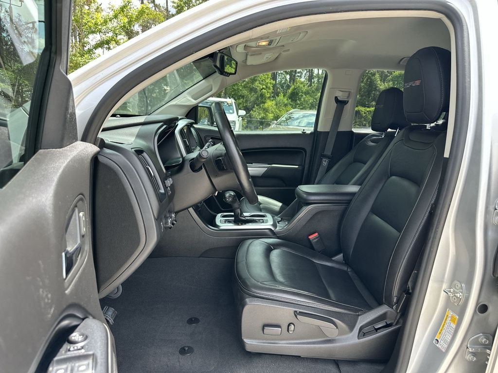 Used 2019 SILVER ICE METALLIC Chevrolet 4WD ZR2 image 19