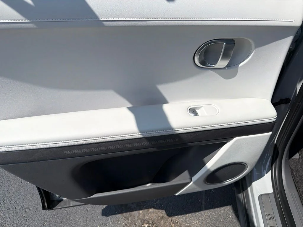 Used 2024 Gray Hyundai Limited image 12
