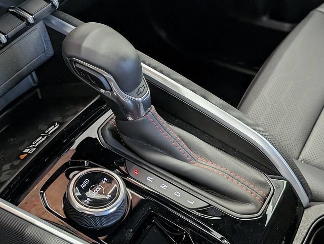 New 2026 Summit White Chevrolet Z71 image 20