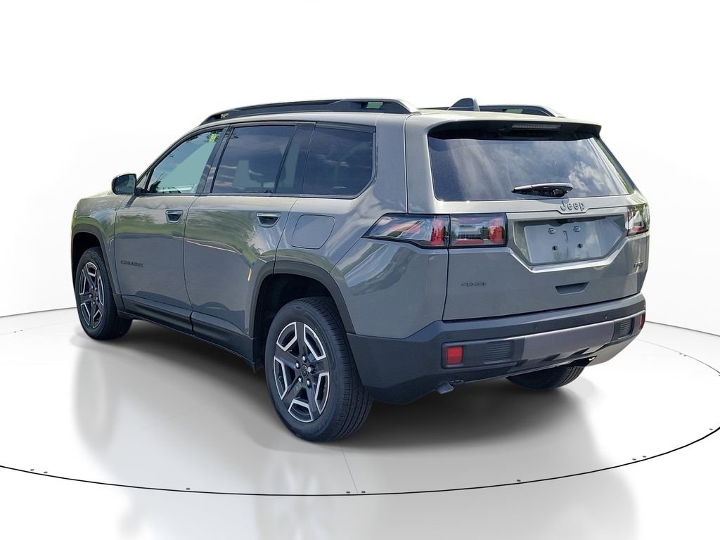 New 2026 Sting-Gray Clear-Coat Exterior Paint Jeep Laredo image 3