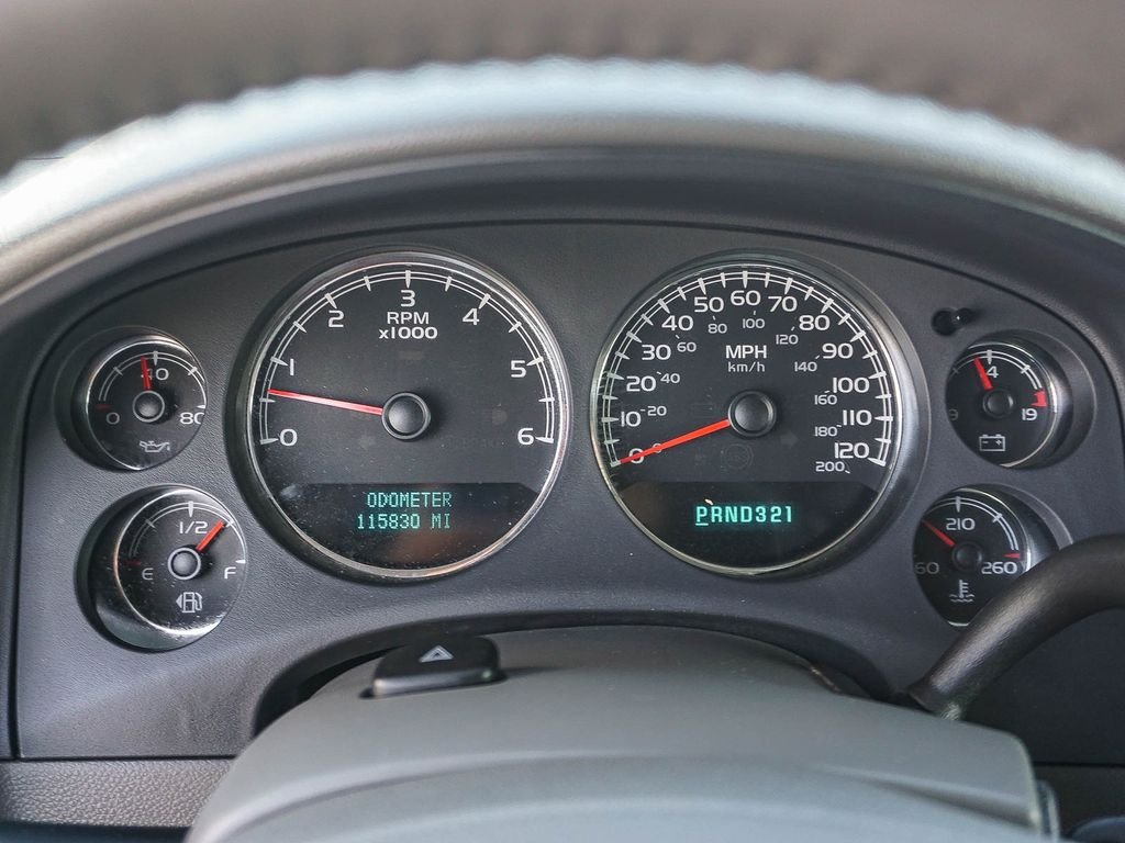 Used 2007 White Chevrolet LT image 21