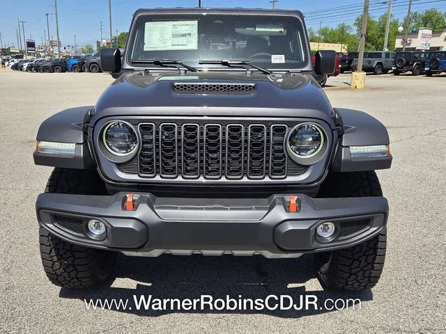 New 2026 Granite Crystal Metallic Clear-Coat Exterior Paint Jeep Mojave image 2