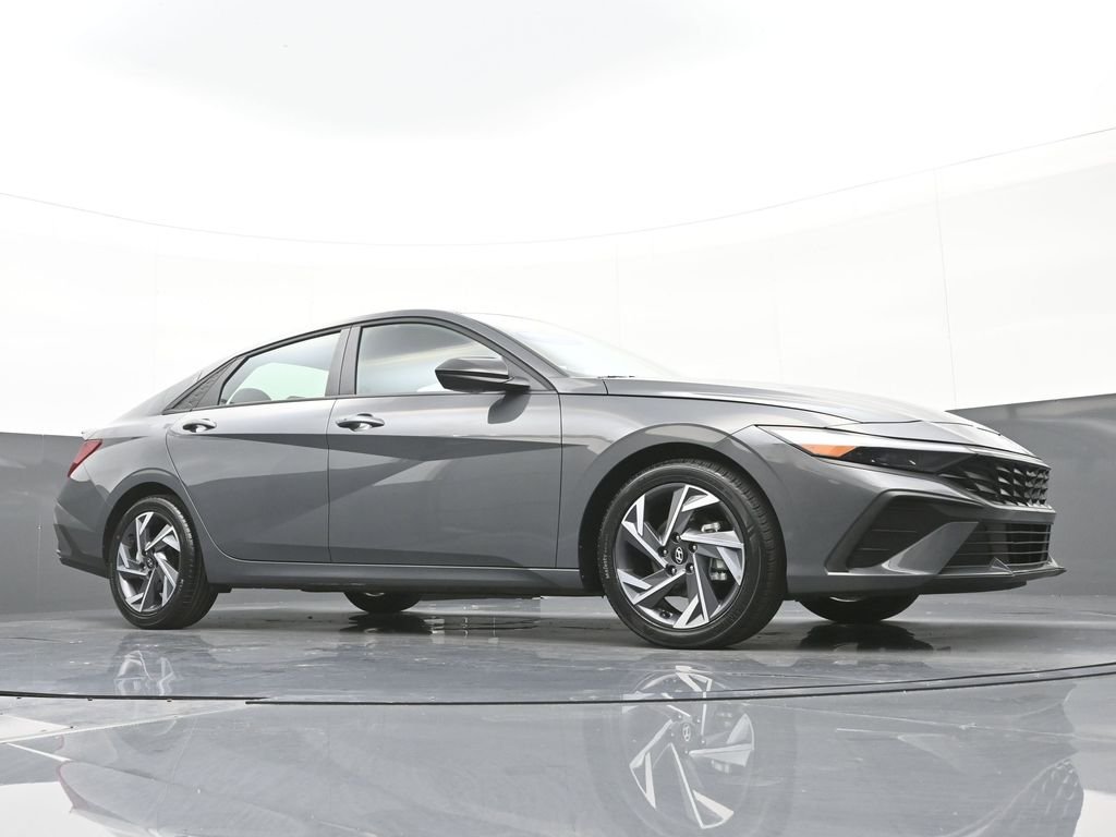 Certified Used 2025 Gray Hyundai SEL Sport image 41