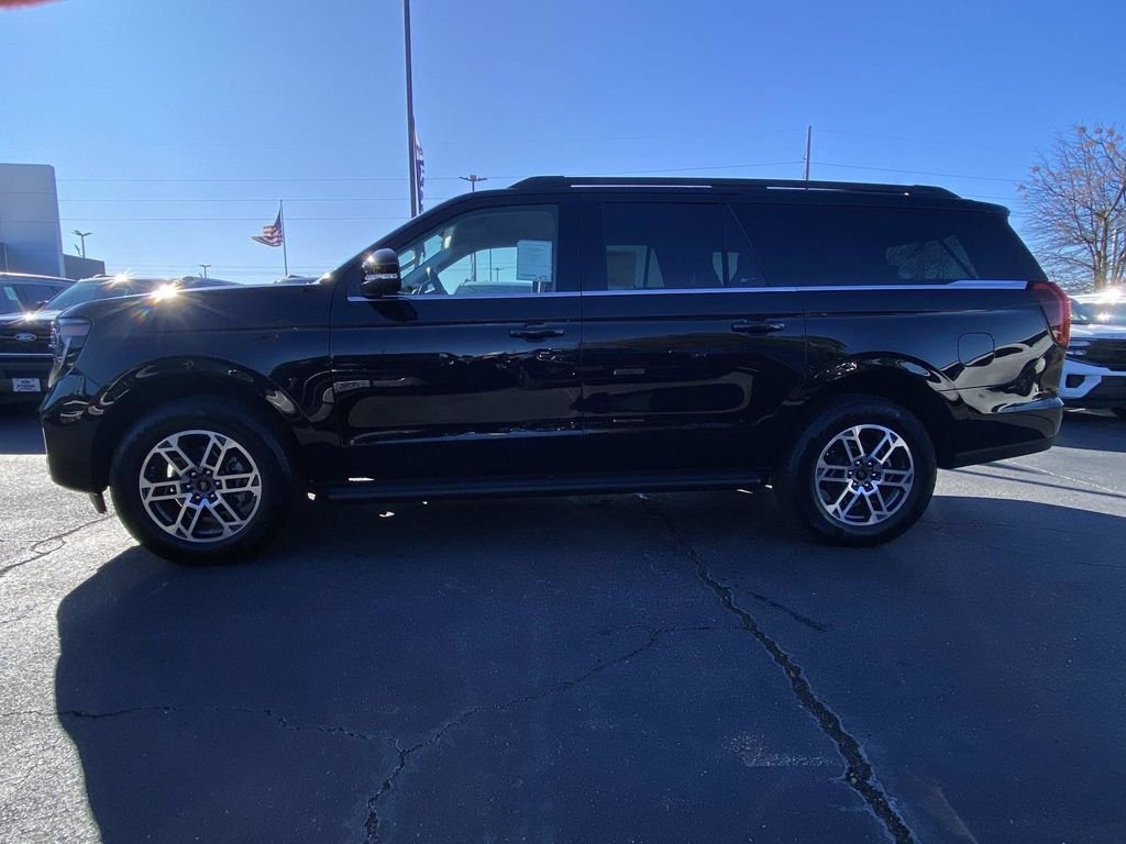 New 2026 Agate Black Metallic Ford MAX Active image 6