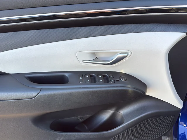 Used 2024 Blue Hyundai SEL image 30