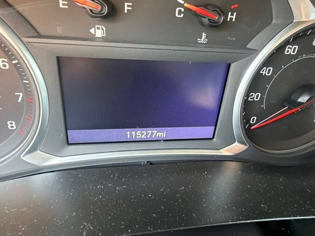 Used 2021 IRIDESCENT PEARL TRICOAT Chevrolet Premier image 4