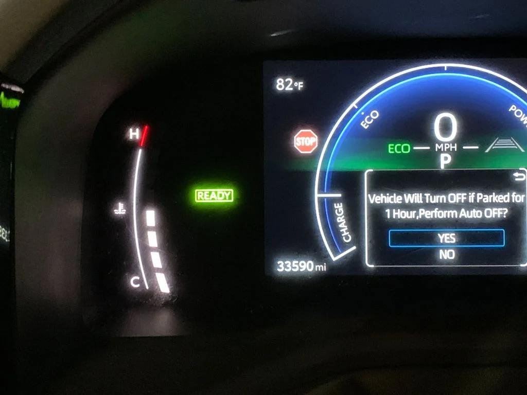 Used 2025 White Toyota SE image 31