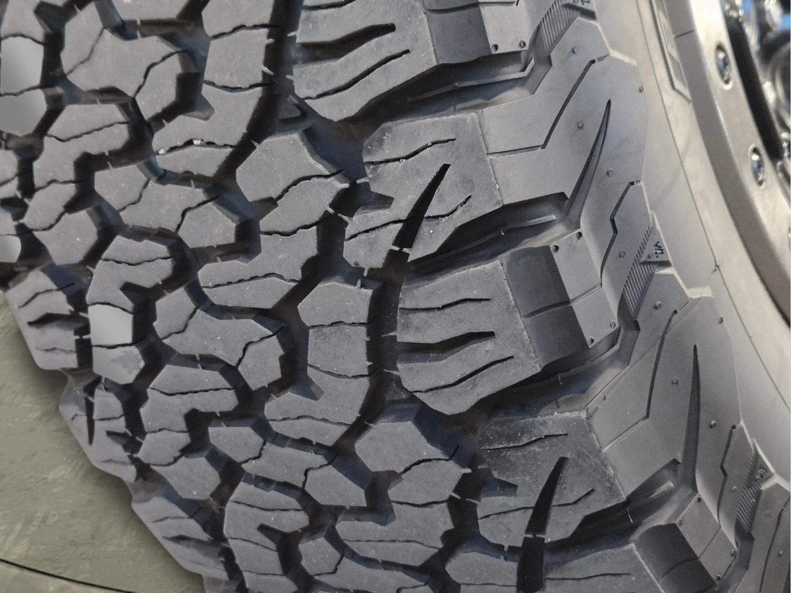 Used 2023 Iconic Silver Ford Raptor image 56