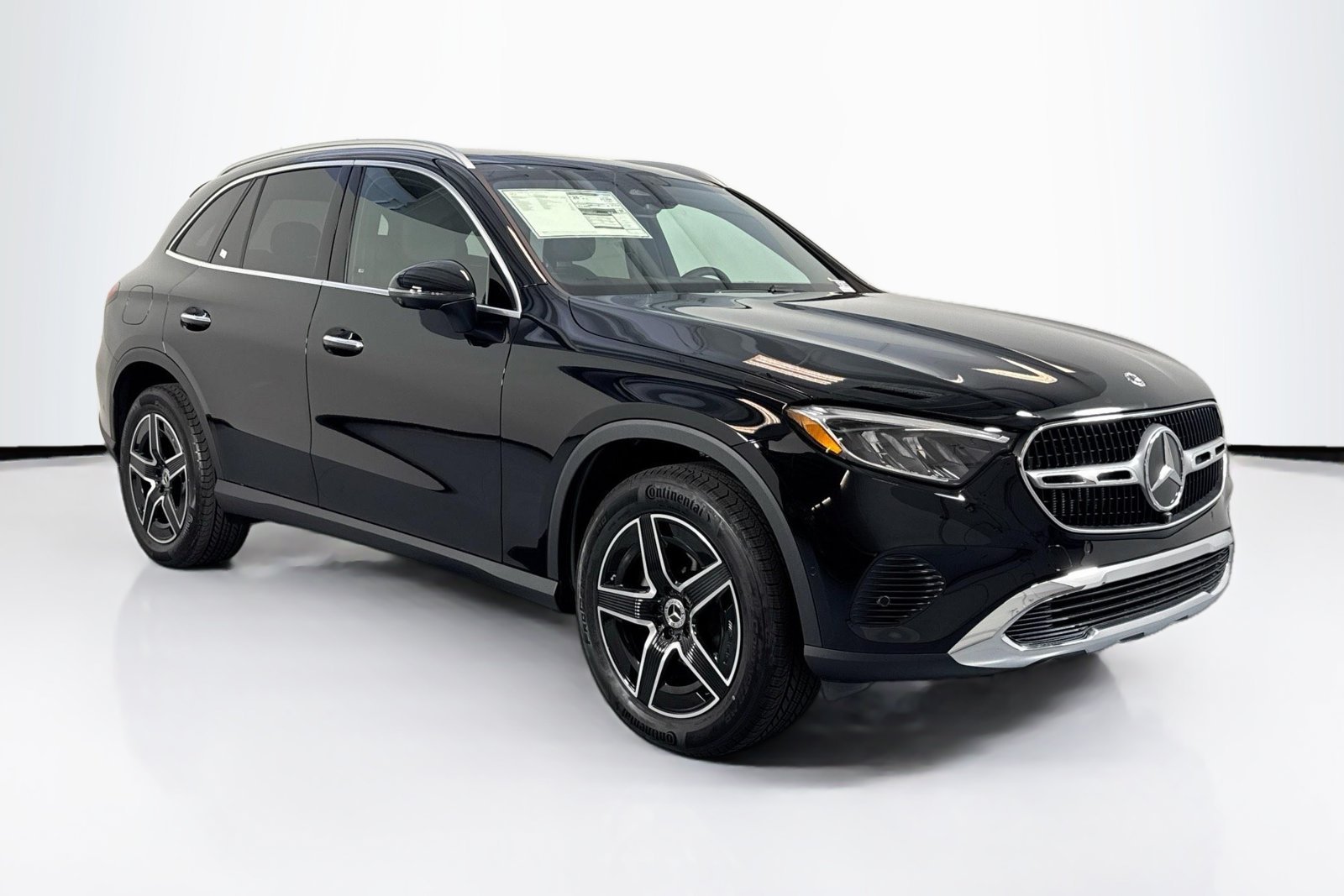New 2026 Black Mercedes-Benz GLC 300 image 3