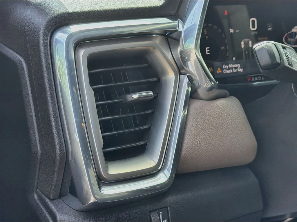 Used 2025 Onyx Black GMC Denali image 10