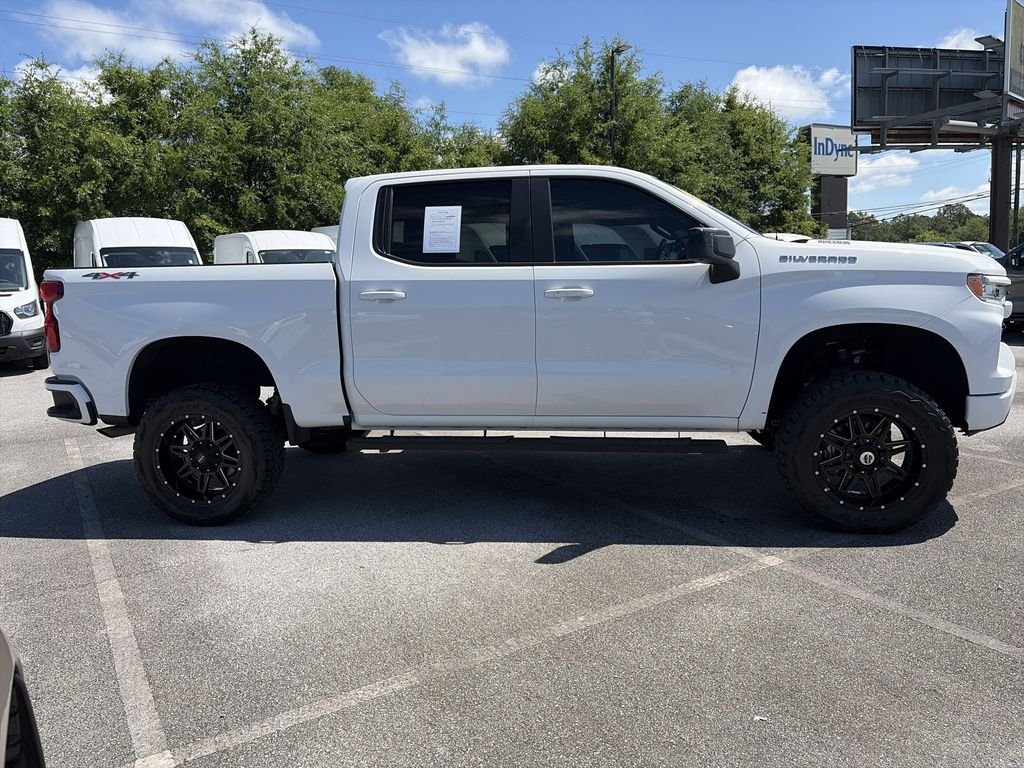 Used 2023 White Chevrolet RST image 8